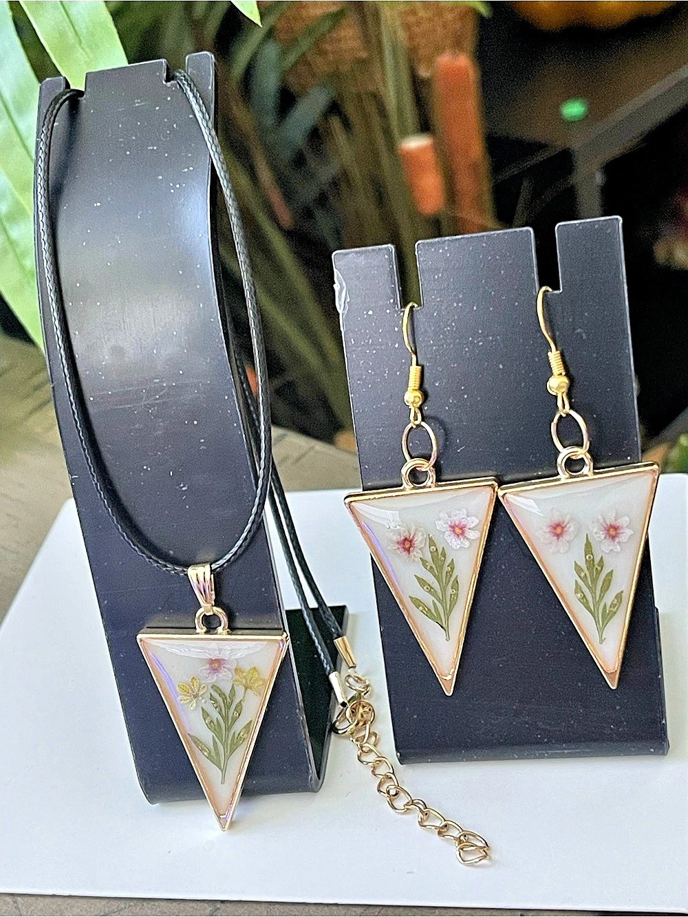 Floral Triangle Necklace & Earrings Set